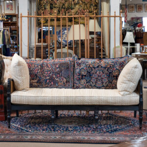 Showroom_Apr1-17